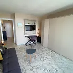 Appartement Avec Terrasse En Front De *
